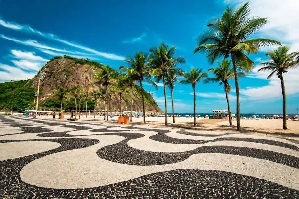 Copacabana-Praia E Vista De Area Verde