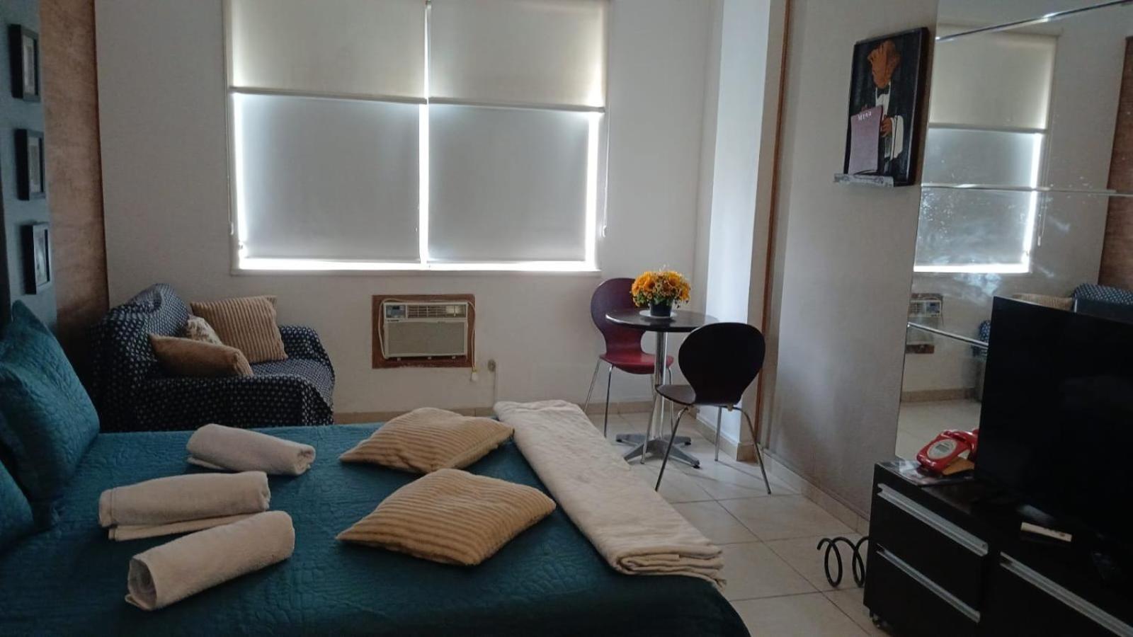Copacabana-praia E Vista De Area Apartamento *